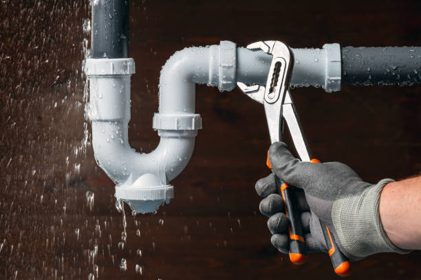 Professional Plumbing technician working in Burlington, TX